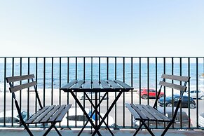 The Sea Outside Apartments