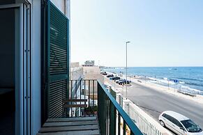 The Sea Outside Apartments