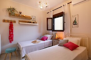 Oak Wood - Sea View Exclusive Maisonette