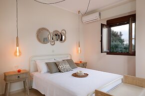 Peach- Sea View Exclusive Maisonette