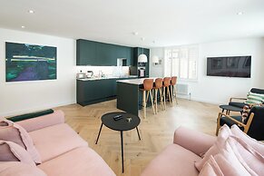 2Bed 2Bath Stunning Shoreditch Apartment