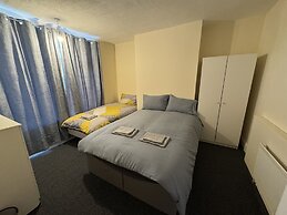 Mayflower road guest house room 6