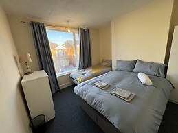 Mayflower road guest house room 6