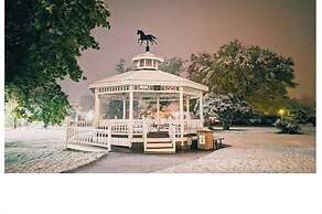 The Historic Union Hotel