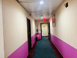 Villa Inn Motel Near Hwy 12 WI Capital O