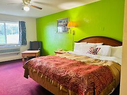 Villa Inn Motel Near Hwy 12 WI Capital O