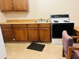 Villa Inn Motel Near Hwy 12 WI Capital O