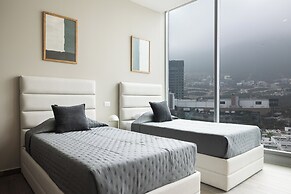 Modern Apts w Pool & Mountain View