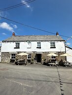St Tudy Inn