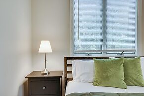 Dreamy Lake House With Fireplace, Firepit & Pet Friendly