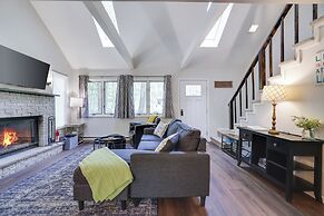 Dreamy Lake House With Fireplace, Firepit & Pet Friendly
