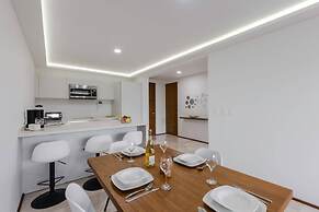 Ocean view Rooftop Studios with Pool