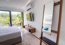 Ocean view Rooftop Studios with Pool