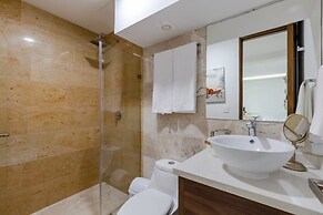 Ocean view Rooftop Studios with Pool