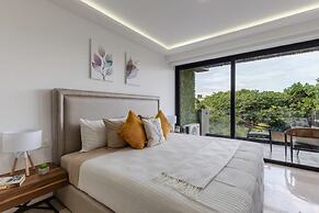 Ocean view Rooftop Studios with Pool