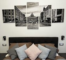 Love4Rome Guest House