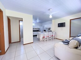 AP 06 Ala Bombinhas Residencial Solavir