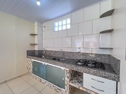 AP 06 Ala Bombinhas Residencial Solavir