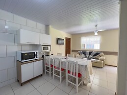 AP 06 Ala Bombinhas Residencial Solavir