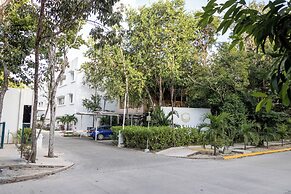 Modern Apt Tulum with 2 BDR Gym & Pool