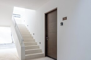 Modern Apt Tulum with 2 BDR Gym & Pool