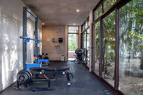 Modern Apt Tulum with 2 BDR Gym & Pool