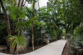 Modern Apt Tulum with 2 BDR Gym & Pool