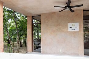 Modern Apt Tulum with 2 BDR Gym & Pool