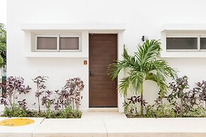 Modern Apt Tulum with 2 BDR Gym & Pool