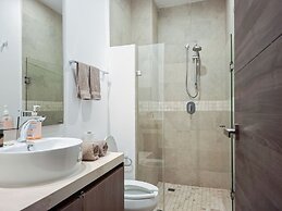 Modern Apt Tulum with 2 BDR Gym & Pool