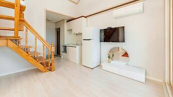 Geoje Peugeot Gomsol Petfriendly Pension