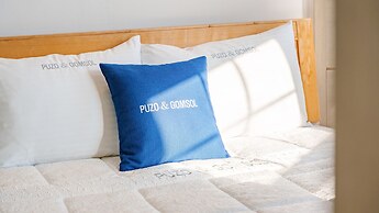 Geoje Peugeot Gomsol Petfriendly Pension
