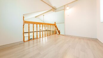 Geoje Peugeot Gomsol Petfriendly Pension