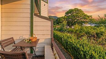 Geoje Peugeot Gomsol Petfriendly Pension