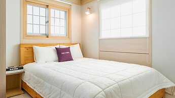 Geoje Peugeot Gomsol Petfriendly Pension
