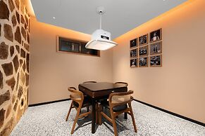 YAOJIA WATERFALL VILLAGE RESORT