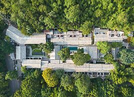 YAOJIA WATERFALL VILLAGE RESORT