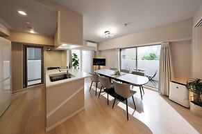 Crystalexe nippombashi