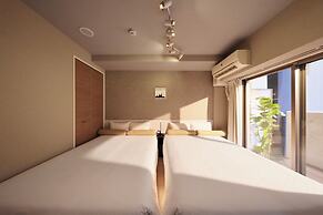 Crystalexe nippombashi