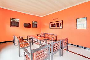 Collection O Stasiun Pekalongan Near Stasiun Kereta Api Formerly Hotel