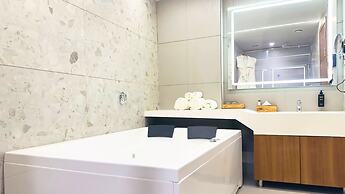 The Paradise Bliss - A Luxury Hotel & Spa in Udaipur