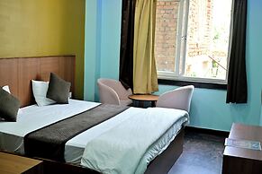 Triveni Gest House