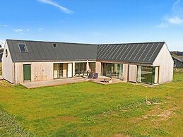 5 Star Holiday Home in Lokken