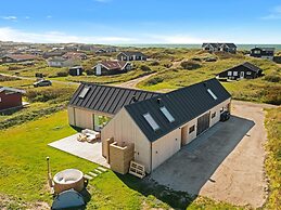 5 Star Holiday Home in Lokken