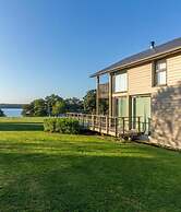 Family Villa by the Lake