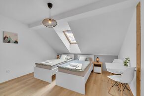Villa in Krkonose With Sauna and Forest Views