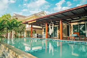 Farinda Resort & Pool Villa