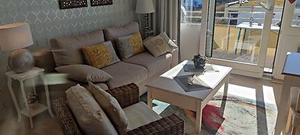 Lovely Holiday Home in Fehmarn With Balcony
