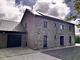Stylish Home in Petit-thier