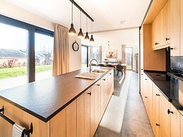 Stylish Home in Petit-thier